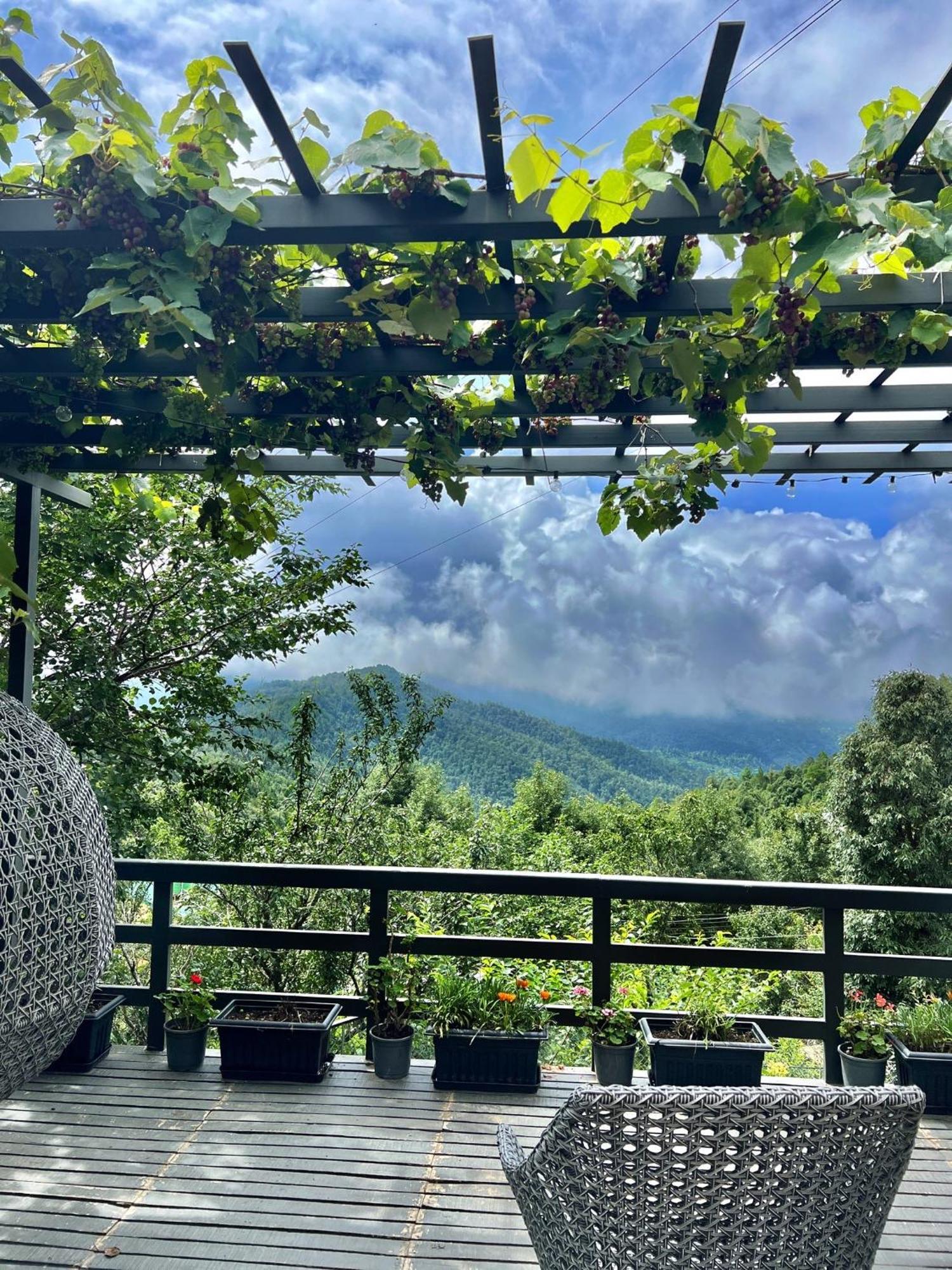 The Birdcage, Mukteshwar Hotel Exterior foto